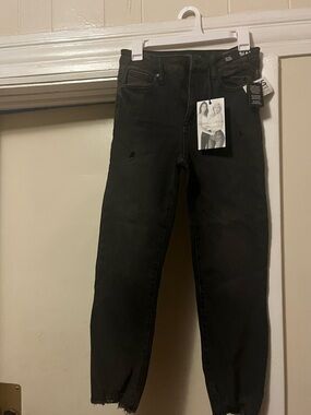 Black kendall & Kylie Slim Fit Jeans -